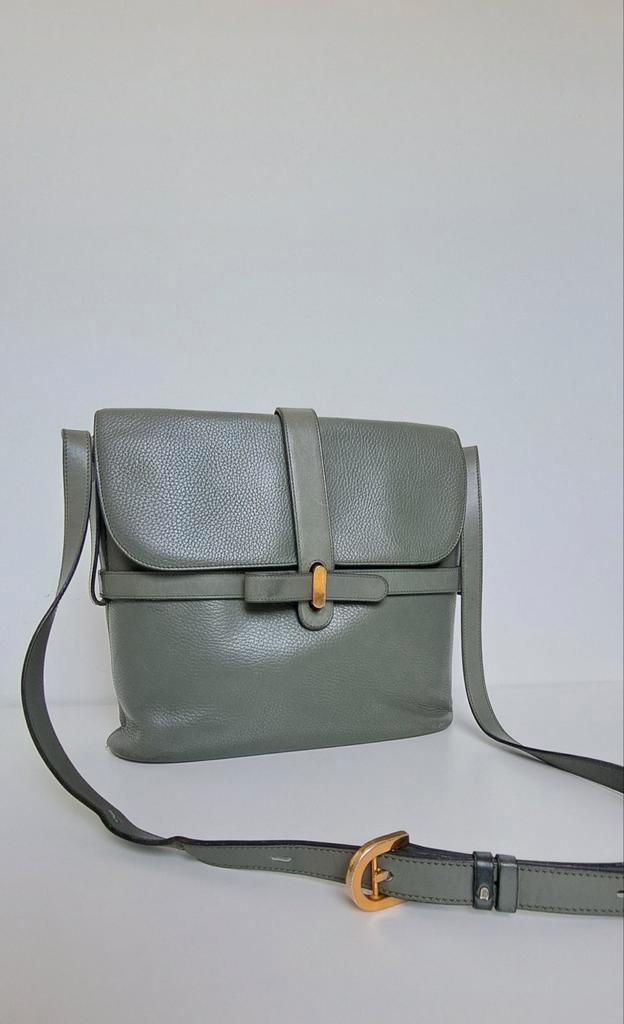 Delvaux Simoun GM, Handtassen en Accessoires, Tassen | Schoudertassen, Gebruikt, Ophalen of Verzenden