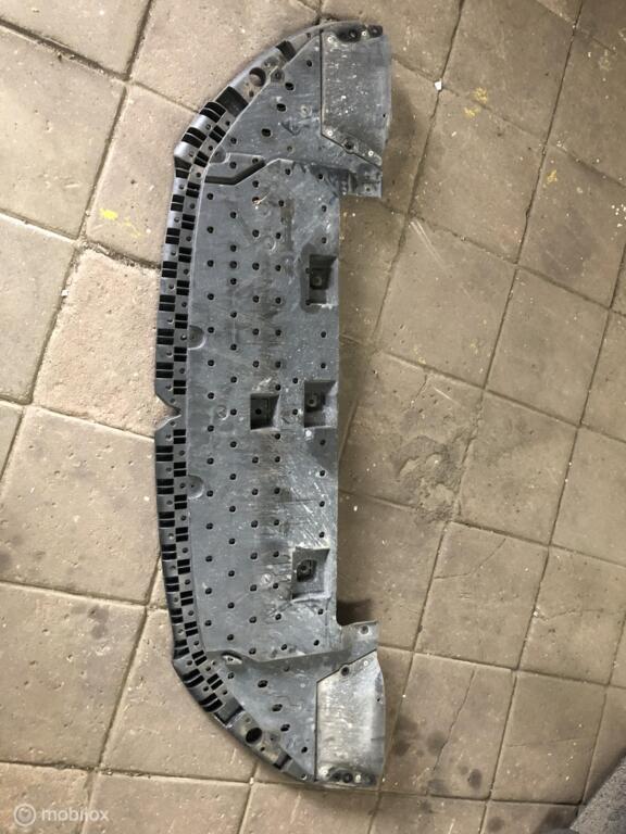 Opel Corsa F ('19->) Bumperplaat Bodemplaat, Auto-onderdelen, Carrosserie, Bumper, Opel, Voor, Gebruikt, Ophalen of Verzenden