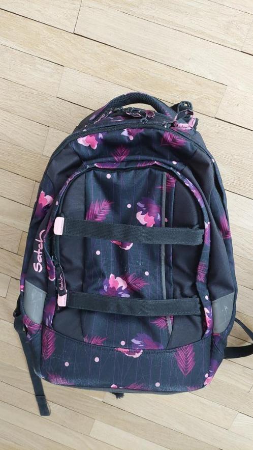 schoolrugzak + pennenetui SATCH, Handtassen en Accessoires, Tassen | Rugtassen, Zo goed als nieuw, Overige merken, 25 tot 40 cm
