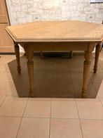 Eiken zeshoekige eettafel, Ophalen, Zo goed als nieuw