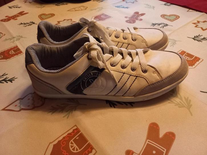 Sneakers "Emilio Luca" maat44 wit in goede staat., Vêtements | Hommes, Chaussures, Porté, Baskets, Blanc, Enlèvement ou Envoi