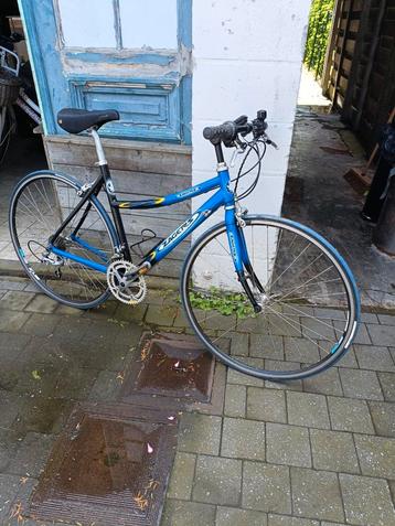 Dames Racefiets  beschikbaar voor biedingen