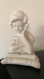 Figurine en pierre de lave de fille, Enlèvement ou Envoi