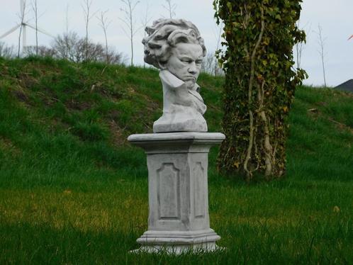 Beethoven sur un piédestal - 80 cm - Pierre, Jardin & Terrasse, Statues de jardin, Neuf, Pierre, Enlèvement ou Envoi