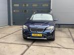 BMW X1 XDrive20i High Executive, Auto's, BMW, 4 cilinders, 2000 kg, Blauw, 5 zetels