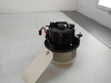 KACHEL VENTILATORMOTOR Volkswagen Polo VI (AW1) beschikbaar voor biedingen