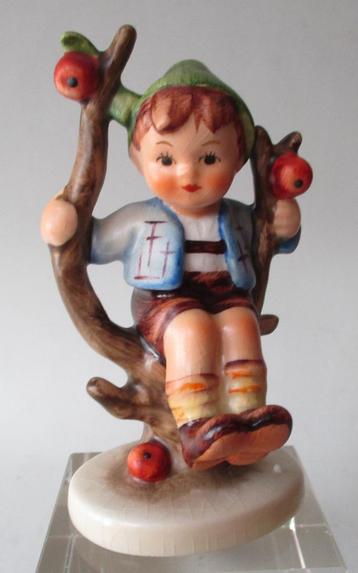 M I Hummel: 142 3/0  -‘Apple Tree Boy’- TMK-3 -10 cm.-1965 beschikbaar voor biedingen