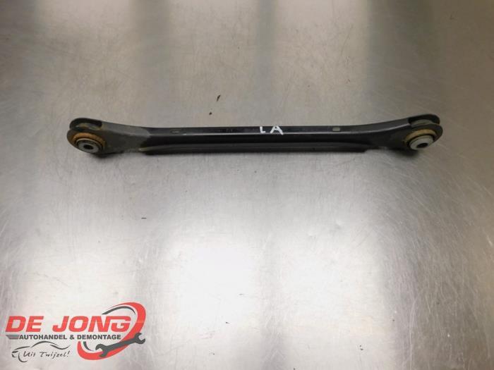 Draagarm onder links-achter van een Volkswagen Touareg, Auto-onderdelen, Ophanging en Onderstel, Volkswagen, Gebruikt, 3 maanden garantie