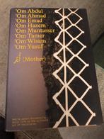 Barbara Debeuckelaere - ’Om (Mother), Boeken, Kunst en Cultuur | Fotografie en Design, Fotografen, Verzenden, Nieuw, Barbara Debeuckelaere