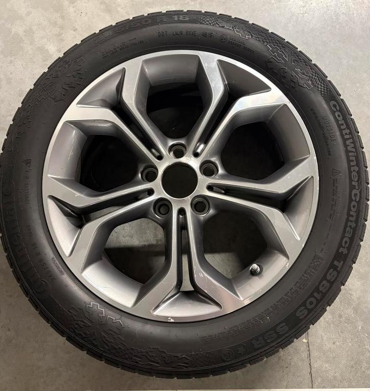 Originele lichtmetalen BMW velgen met winterbanden 245/50 18, Auto-onderdelen, Banden en Velgen, Banden en Velgen, Winterbanden