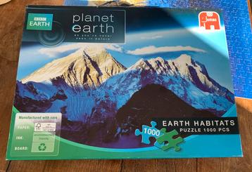 Puzzel Planet earth beschikbaar voor biedingen