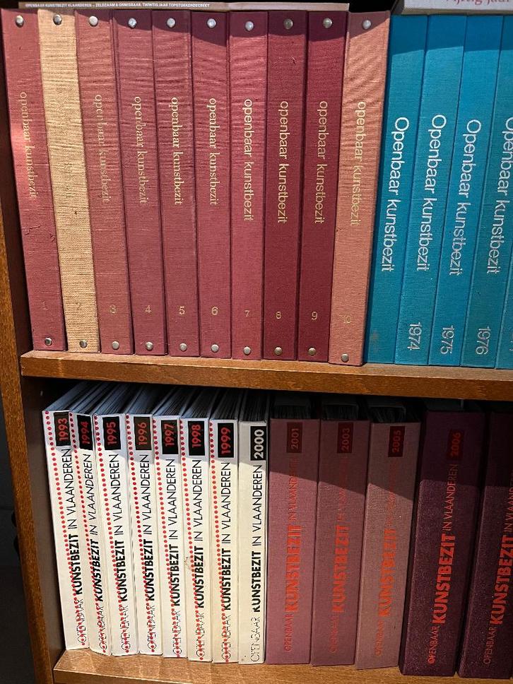 Openbaar kunstbezit volledig, Boeken, Kunst en Cultuur | Beeldend, Zo goed als nieuw, Overige onderwerpen, Ophalen