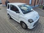 Due - 2011 - First - Personenauto, Auto's, Gebruikt, Overige brandstoffen, Bedrijf, Overige carrosserie