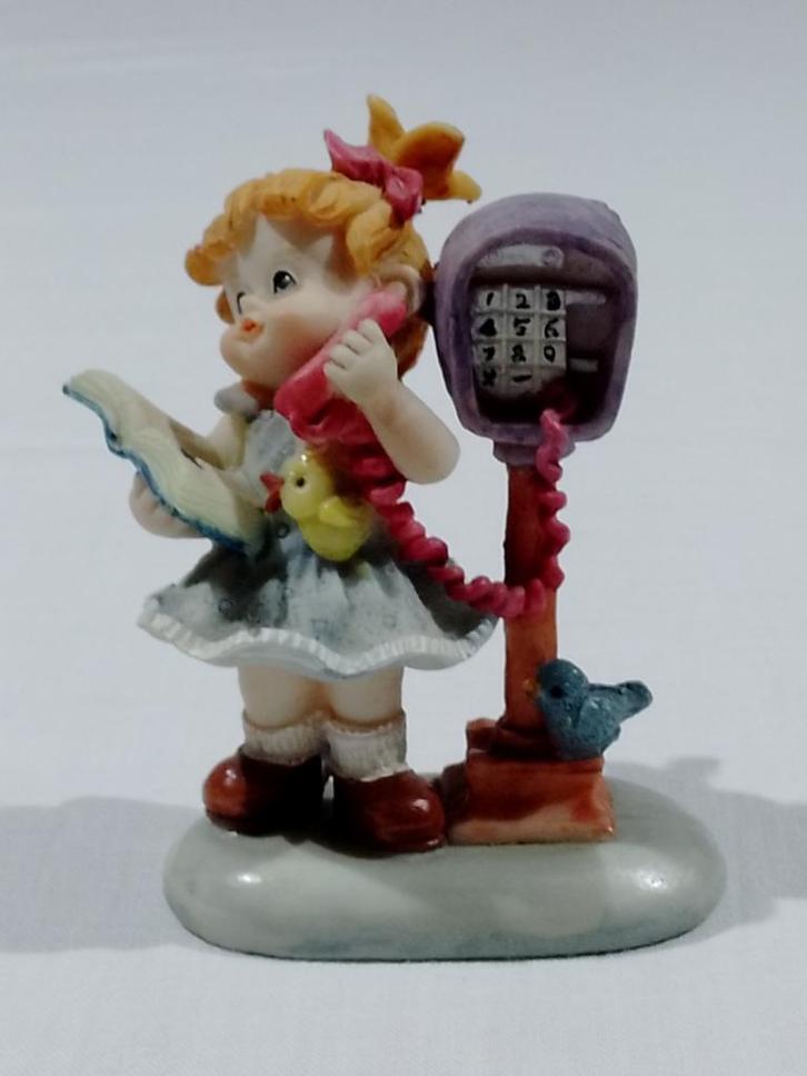 Figuurtje / Beeldje Meisje Aan Telefoonpaal, Verzamelen, Beelden en Beeldjes, Gebruikt, Mens, Ophalen of Verzenden