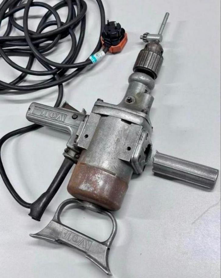 Wolf Electric Heavy Duty drill 250 volt boor machine vintage, Antiek en Kunst, Antiek | Gereedschap en Instrumenten, Ophalen of Verzenden