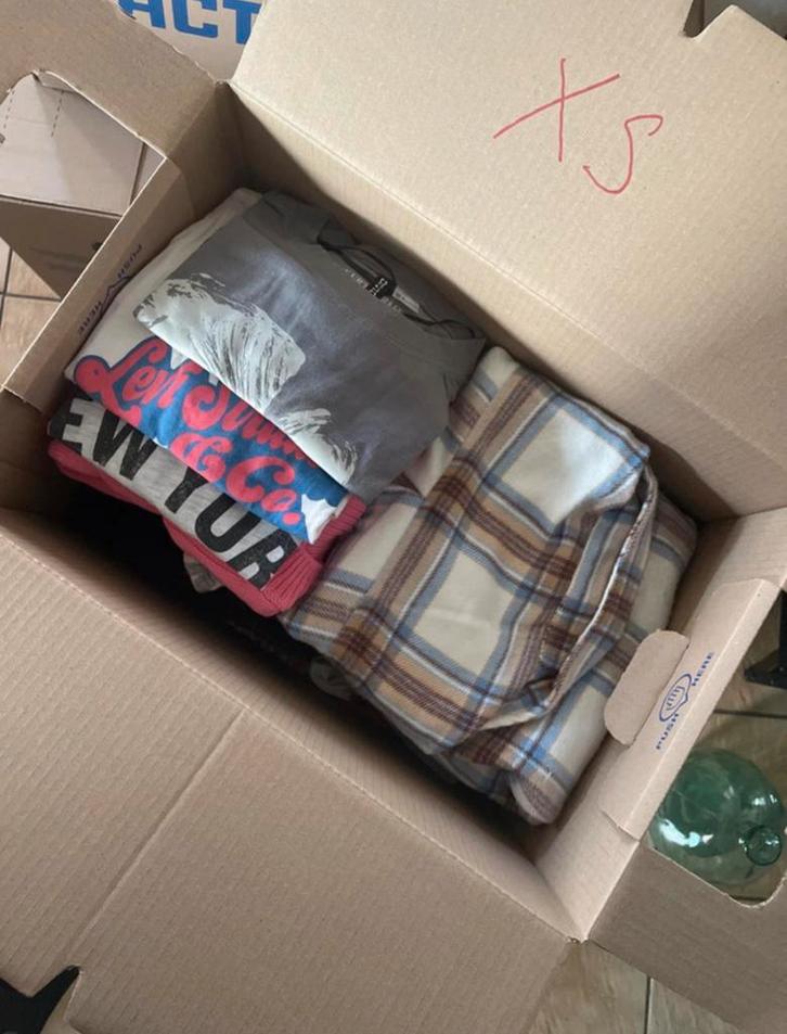 Lot vêtements femme / ado taille XS, Kleding | Dames, Dames-kledingpakketten, Zo goed als nieuw, Ophalen of Verzenden