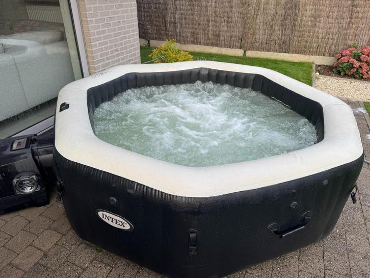 Intex PureSpa Jet & Bubble jacuzzi, Tuin en Terras, Bubbelbaden en Hottubs, Gebruikt, Opblaasbaar, Afdekzeil, Grondzeil, Filter