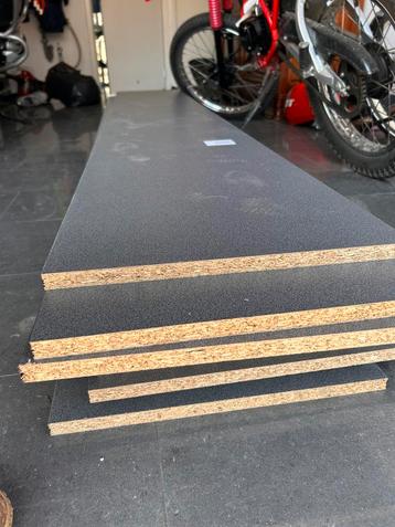 Gelamineerde platen nieuw 10x beschikbaar voor biedingen
