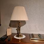 Elegante messing tafellamp met plissé kap, Ophalen, Zo goed als nieuw, 50 tot 75 cm