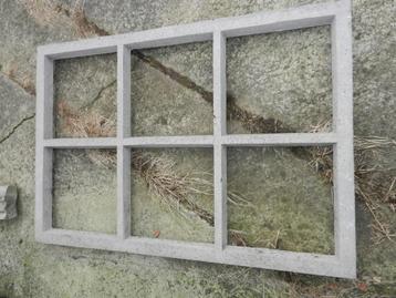 Betonraam met dorpel beschikbaar voor biedingen