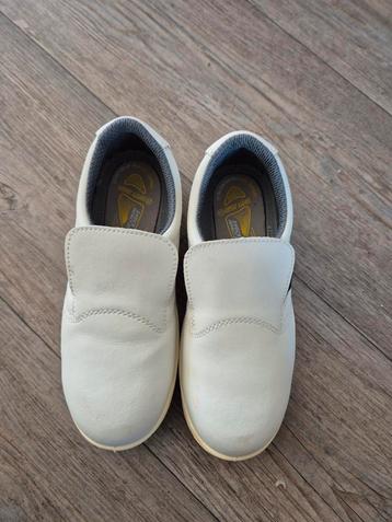 Werkschoenen  beschikbaar voor biedingen
