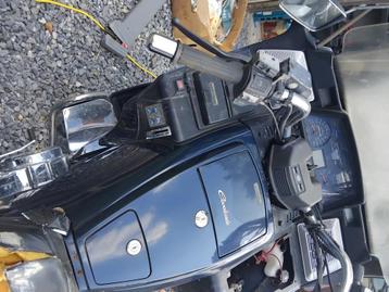 Moto Suzuki cavalcade, Tourisme, Particulier, 4 cylindres, Transmission par cardan