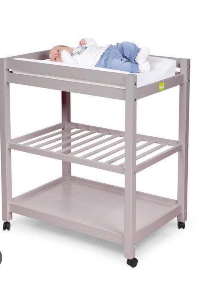 Luirtafel+wippertje+muziekmobiel, Enfants & Bébés, Berceaux & Lits, Utilisé, Autres types, Enlèvement