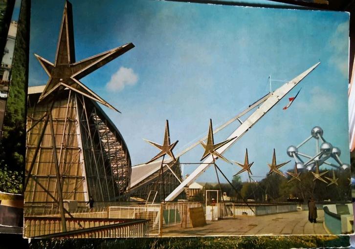 Expo 58 postkaart de loopbrug en het Frans pavilioen, Verzamelen, Postkaarten | België, Ongelopen, Brussel (Gewest), 1940 tot 1960