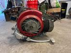 Vespa motorblok, Motoren, Ophalen