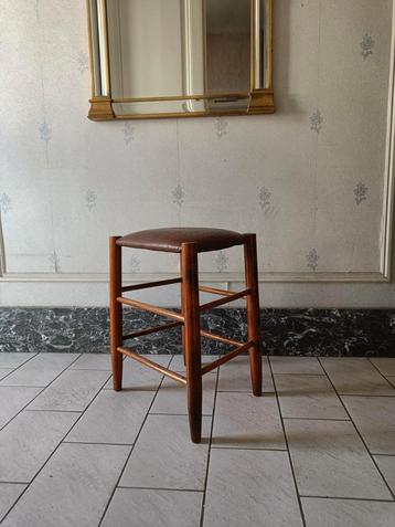 Vintage France tabouret  jaren 60 beschikbaar voor biedingen