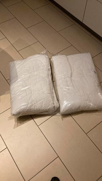 2 dekbedden 140cm op 200cm in perfecte staat heel netjes beschikbaar voor biedingen