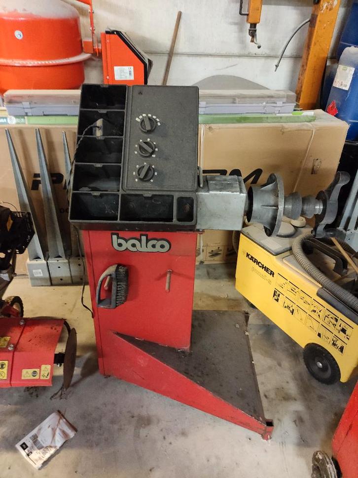 Équilibreuse de roues professionnelle BALCO, Auto-onderdelen, Overige Auto-onderdelen, Gebruikt, Ophalen