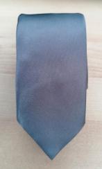 Glanzend grijze zijden stropdas