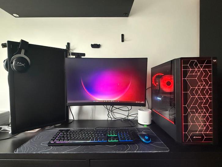 Volledige gaming setup, Computers en Software, Desktop Pc's, Gebruikt, SSD, 32 GB, Gaming, Ophalen of Verzenden