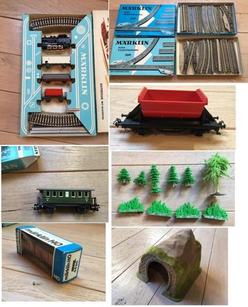 MARKLIN HO - gros lot (train, rails, wagons, décos) ! beschikbaar voor biedingen