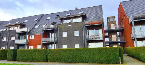 Appartement en duplex avec une belle vue sur le canal du por, Immo, Maisons à vendre, Province de Flandre-Occidentale, Jusqu'à 200 m²