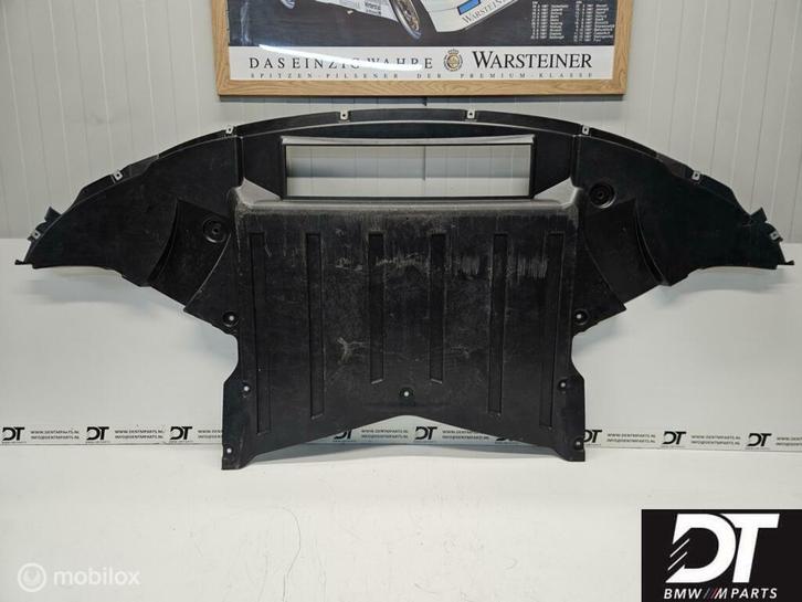 Bodemplaat motor BMW F10 M5 F06 F12 F13 M6 51758049956, Auto-onderdelen, Carrosserie, BMW, Gebruikt, Ophalen of Verzenden