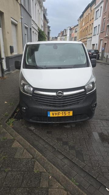 Opel Vivaro 2015 beschikbaar voor biedingen