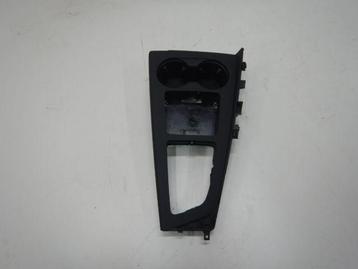 Audi A4 8W Middenconsole Inleg 8W1864261E beschikbaar voor biedingen