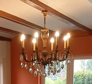 Koperen kroonluchter met 8 lampen  beschikbaar voor biedingen