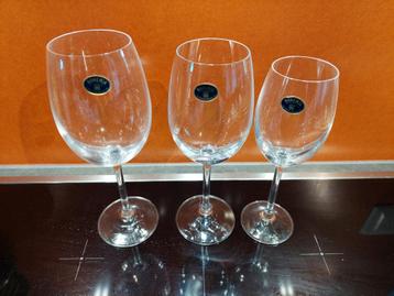 Lot de 3x6 verres à vin en Cristal de Bohème - Neufs