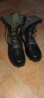 Jungle Boots, Enlèvement ou Envoi