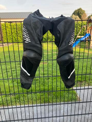 Motorbroek leder Macna maat 48 beschikbaar voor biedingen