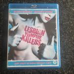 Lesbian Vampire Killers blu ray NL, Cd's en Dvd's, Ophalen of Verzenden, Humor en Cabaret, Zo goed als nieuw
