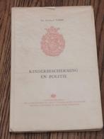 Kinderbescherming en politie, Stad Antwerpen, 1957, Boeken, Geschiedenis | Stad en Regio, Ophalen of Verzenden, Zo goed als nieuw