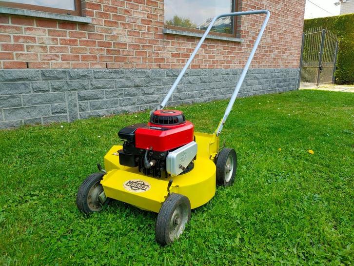 NIAGARA maaier, bosmaaier, Tuin en Terras, Bosmaaiers, Gebruikt, Benzine, 30 tot 50 cm, Ophalen
