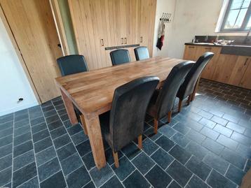 teak tafel beschikbaar voor biedingen