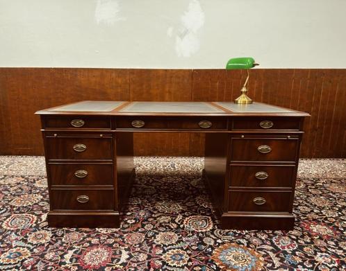 Klassiek Engels Heldense Bureau, Antiek en Kunst, Antiek | Kantoor en Zakelijk, Ophalen of Verzenden