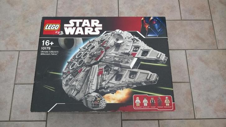 Lego 10179 Star Wars UCS Millennium Falcon, Verzamelen, Star Wars, Zo goed als nieuw, Replica, Ophalen