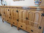 Massief eiken kast, in goede staat , 5 deuren, 5 schuiven, Enlèvement